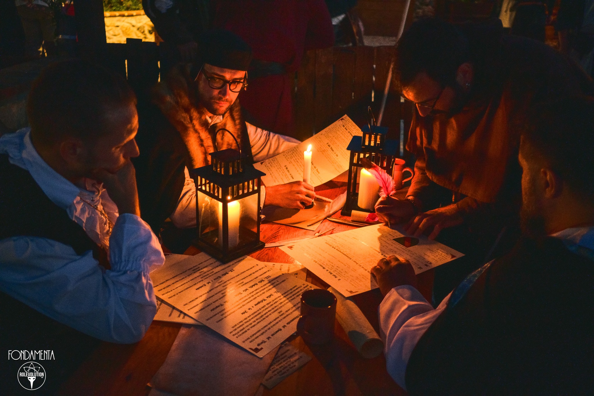 Fondamenta LARP, scena notturna a lume di candela